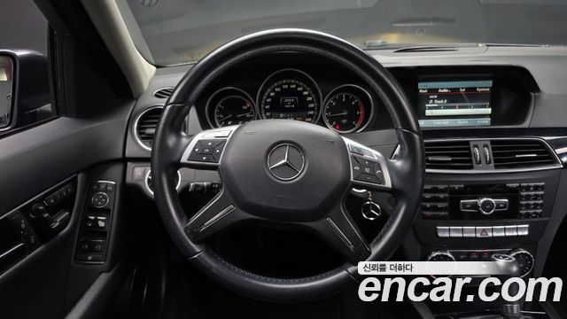 Mercedes-Benz C-Class 2014 — photo 13
