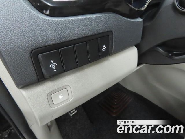 Kia Canival 2019 — photo 10