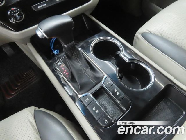 Kia Canival 2019 — photo 12