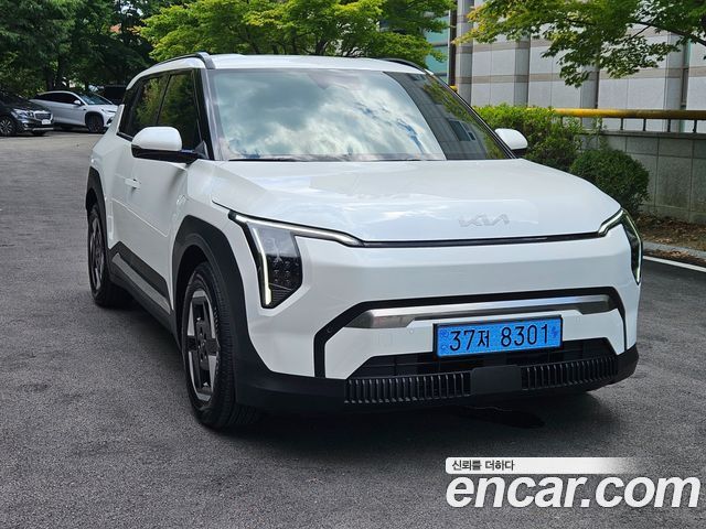 Kia EV3 2027 — photo 2