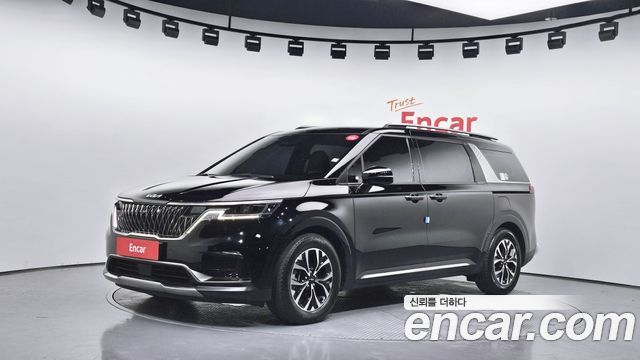 Kia Canival 2023 — photo 1