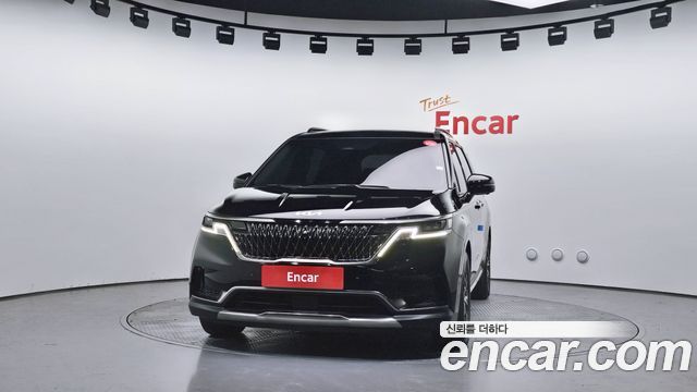 Kia Canival 2023 — photo 3