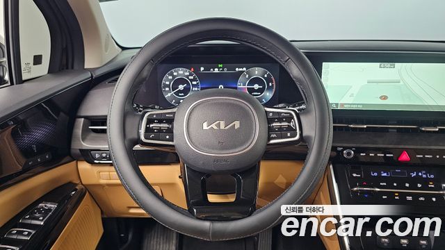 Kia Canival 2023 — photo 13