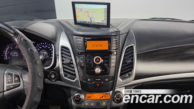 KG Mobility KORANDO 2014 — photo 14