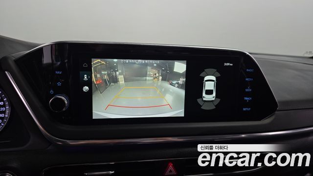 Hyundai Sonata 2023 — photo 18