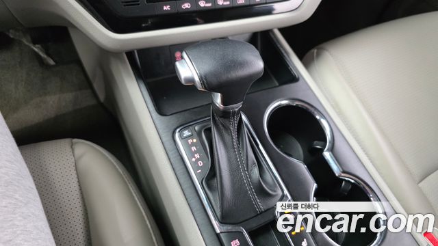Kia Canival 2020 — photo 9