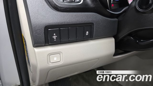 Kia Canival 2020 — photo 14