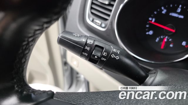 Kia Canival 2020 — photo 15