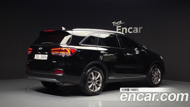 Kia Sorento 2016 — photo 2