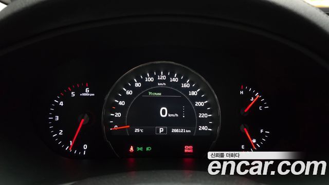 Kia Sorento 2016 — photo 8