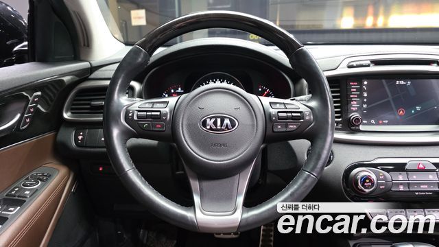Kia Sorento 2016 — photo 13
