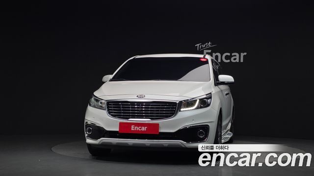 Kia Canival 2018 — photo 3