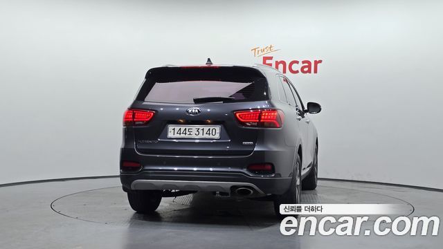 Kia Sorento 2019 — photo 4