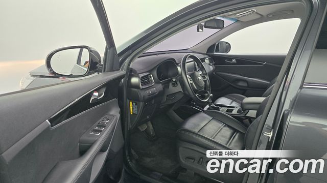 Kia Sorento 2019 — photo 13