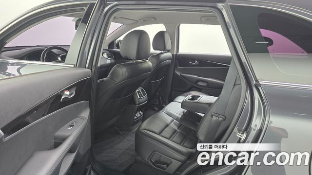 Kia Sorento 2019 — photo 18