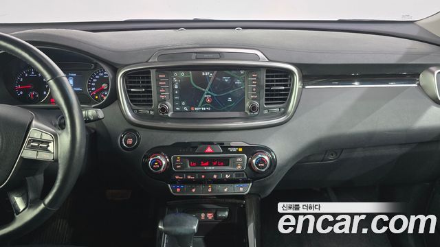 Kia Sorento 2019 — photo 20