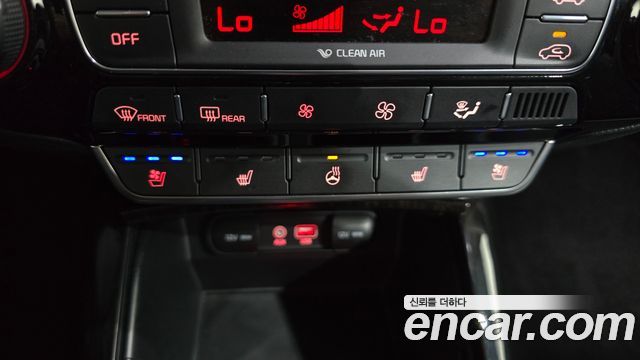 Kia Sorento 2019 — photo 31