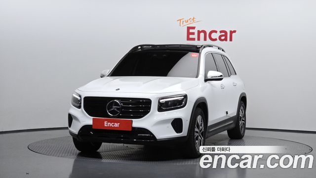 Mercedes-Benz GLB-Class 2024 — photo 3