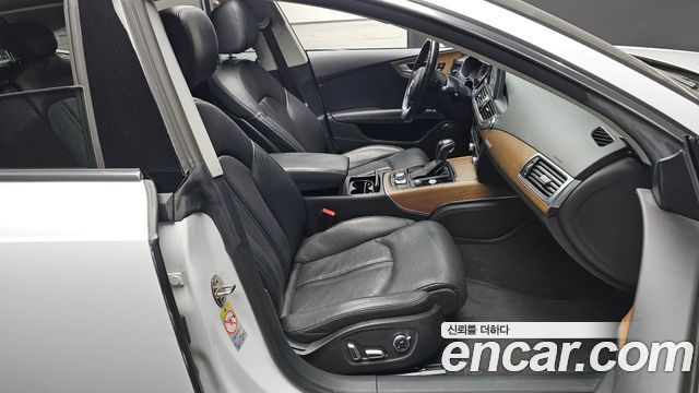 Audi A7 2016 — photo 10