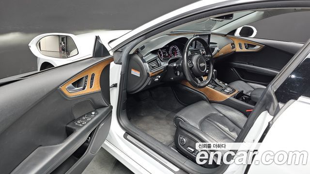 Audi A7 2016 — photo 12