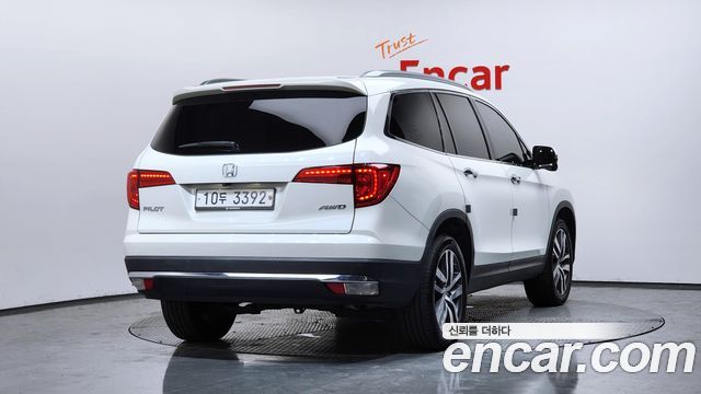 Honda Pilot 2017 — photo 2