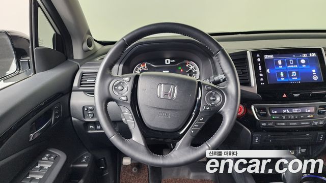 Honda Pilot 2017 — photo 19