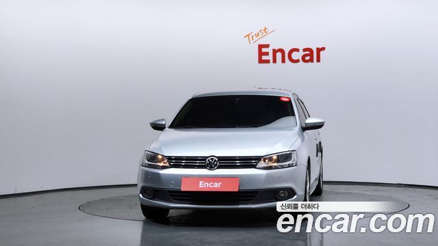 Volkswagen Jetta 2012 — photo 3