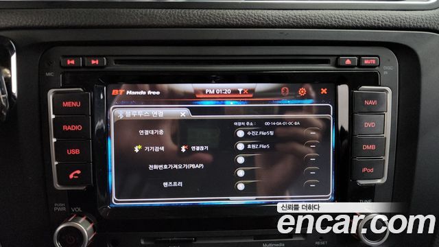 Volkswagen Jetta 2012 — photo 16