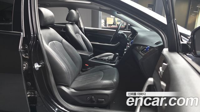 Hyundai Sonata 2018 — photo 11