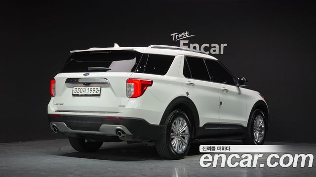 Ford Explorer 2020 — photo 2
