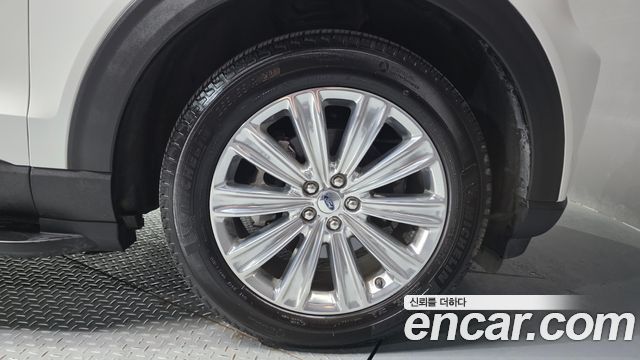 Ford Explorer 2020 — photo 7