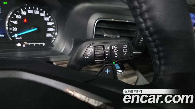 Ford Explorer 2020 — photo 28