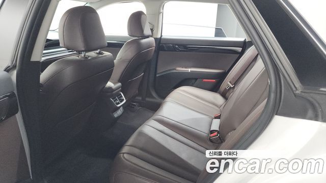 Hyundai Grandeur 2023 — photo 17