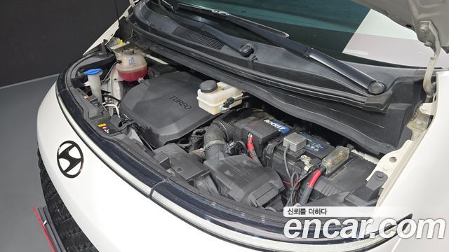 Hyundai Staria 2022 — photo 6