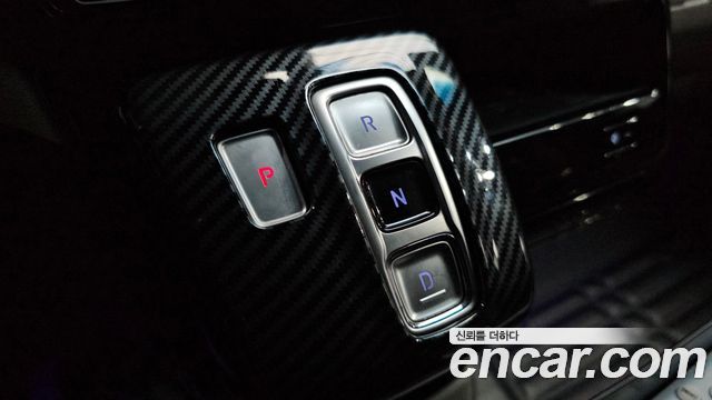 Hyundai Staria 2022 — photo 9