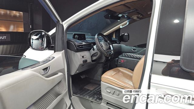 Hyundai Staria 2022 — photo 10