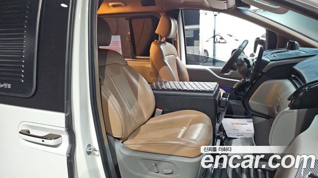 Hyundai Staria 2022 — photo 12