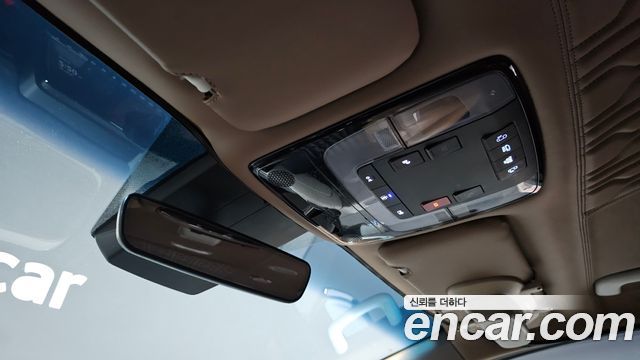 Hyundai Staria 2022 — photo 18