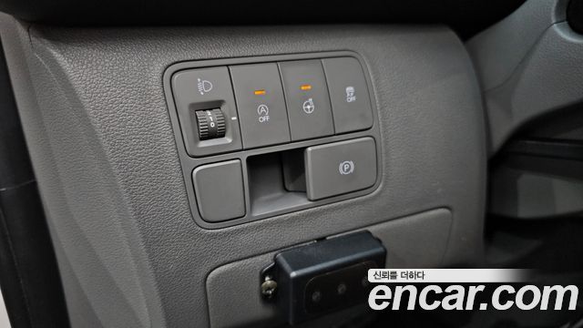 Hyundai Staria 2022 — photo 19