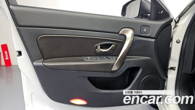Renault Korea SM5  2015 — photo 14