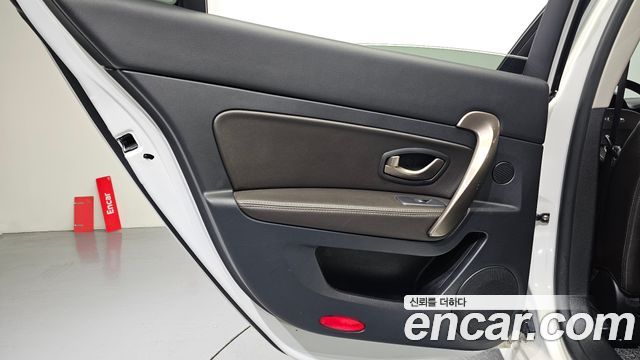 Renault Korea SM5  2015 — photo 15