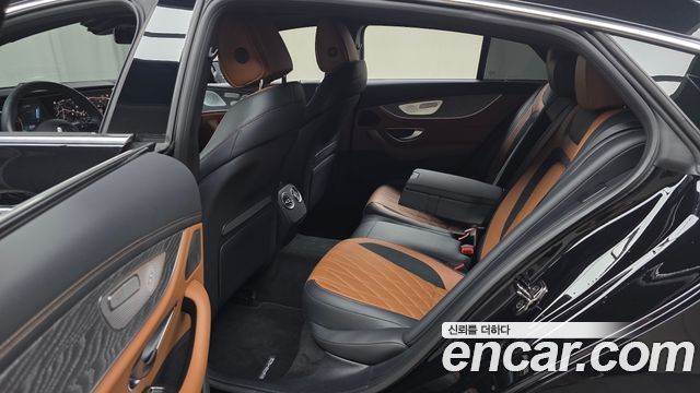 Mercedes-Benz AMG GT 2023 — photo 18