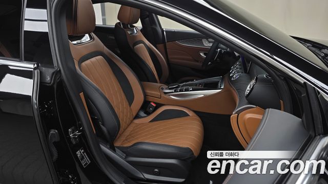 Mercedes-Benz AMG GT 2023 — photo 16