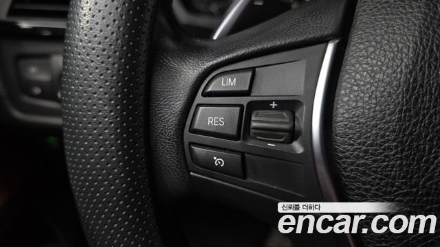 BMW 4-Series 2018 — photo 22