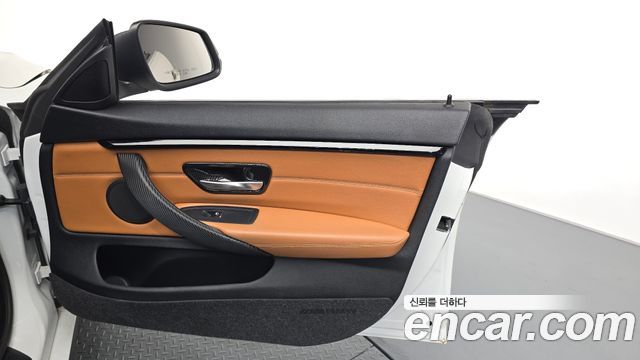 BMW 4-Series 2018 — photo 14