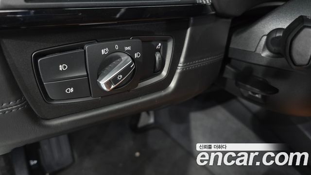 BMW 4-Series 2018 — photo 27