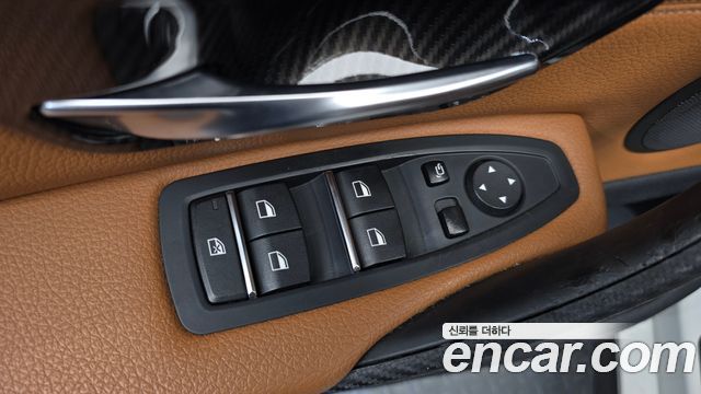 BMW 4-Series 2018 — photo 29