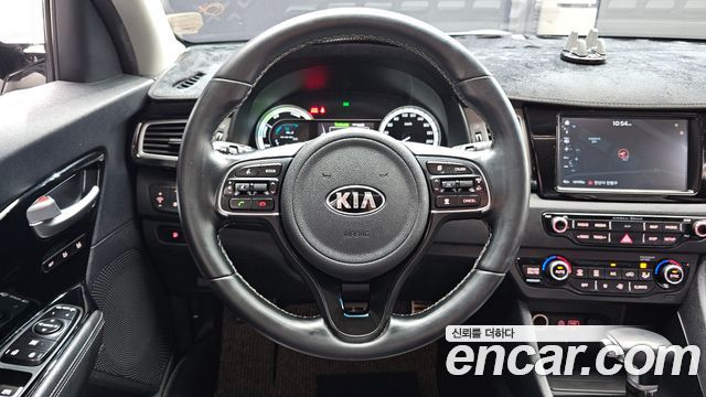 Kia Niro 2018 — photo 18
