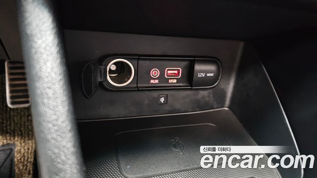 Kia Niro 2018 — photo 26