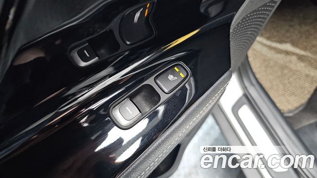Kia Niro 2018 — photo 29